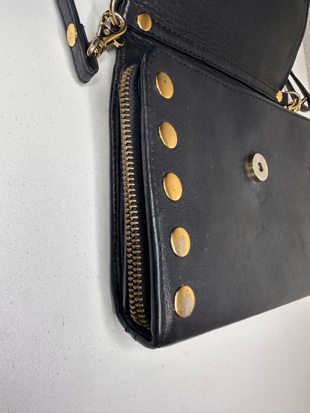 Hammitt Black Leather Crossbody Bag with Red Suede Interior Removable Strap - Picture 4 of 14